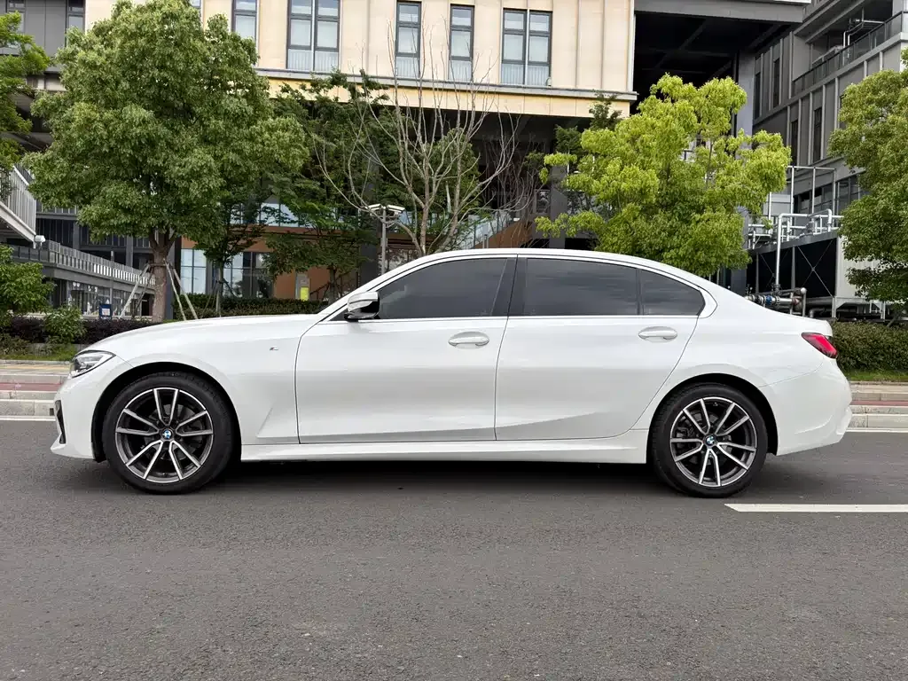 BMW 3 Series — фото 10