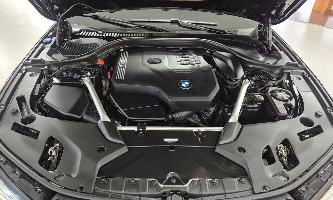 BMW 5-Series 2022 из KR, фото 9