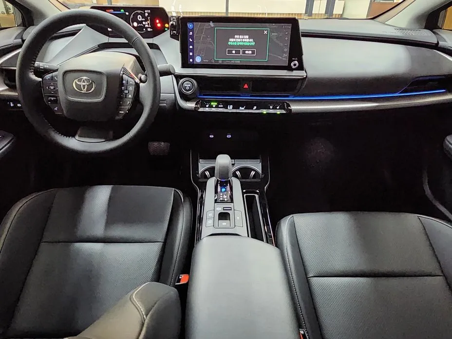 Toyota Prius — фото 4