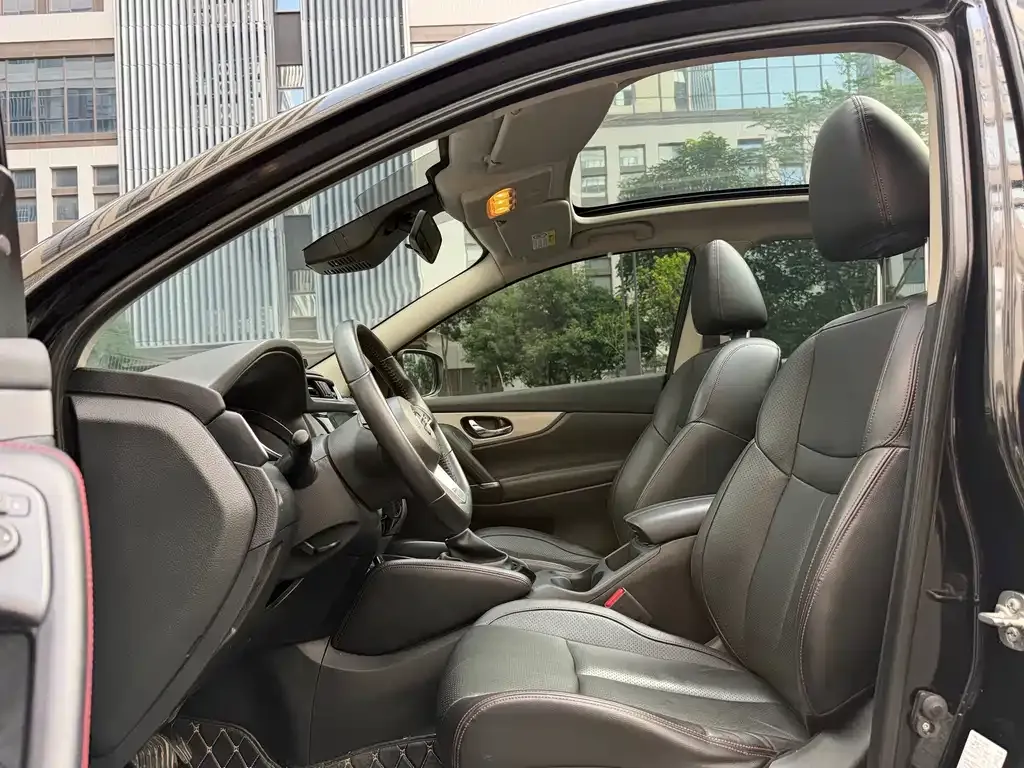 Nissan Qashqai — фото 2