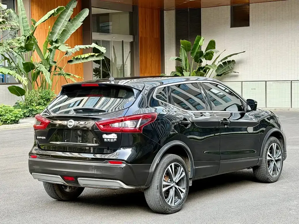 Nissan Qashqai — фото 3