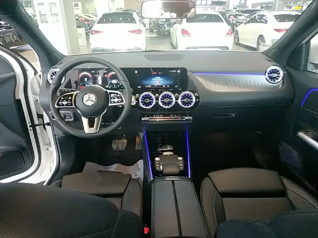Mercedes-Benz GLA — фото 2
