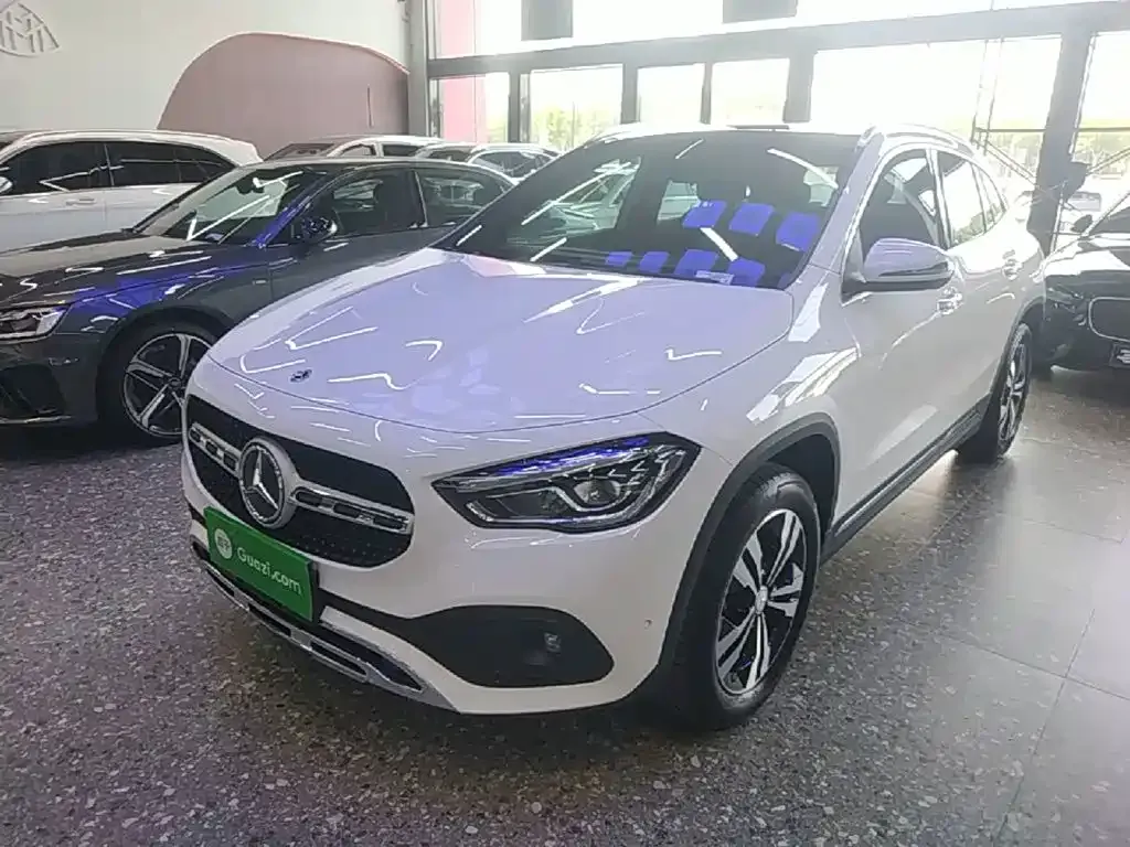 Mercedes-Benz GLA — фото 8