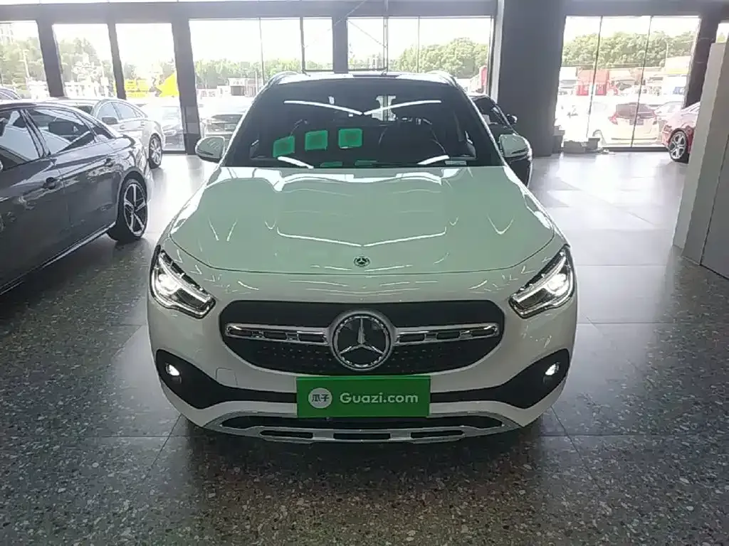 Mercedes-Benz GLA — фото 7
