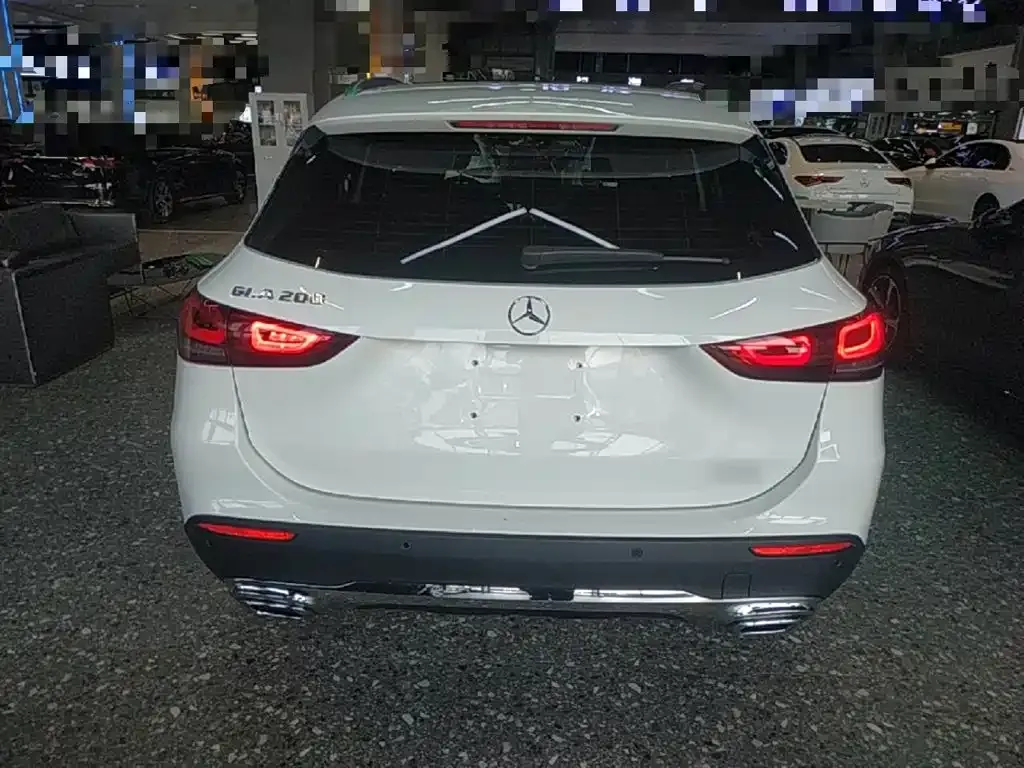 Mercedes-Benz GLA — фото 5