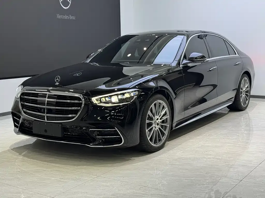 Mercedes-Benz S-Class — фото 1