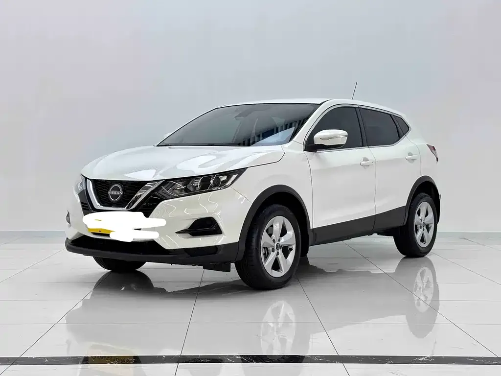 Nissan Qashqai — фото 1