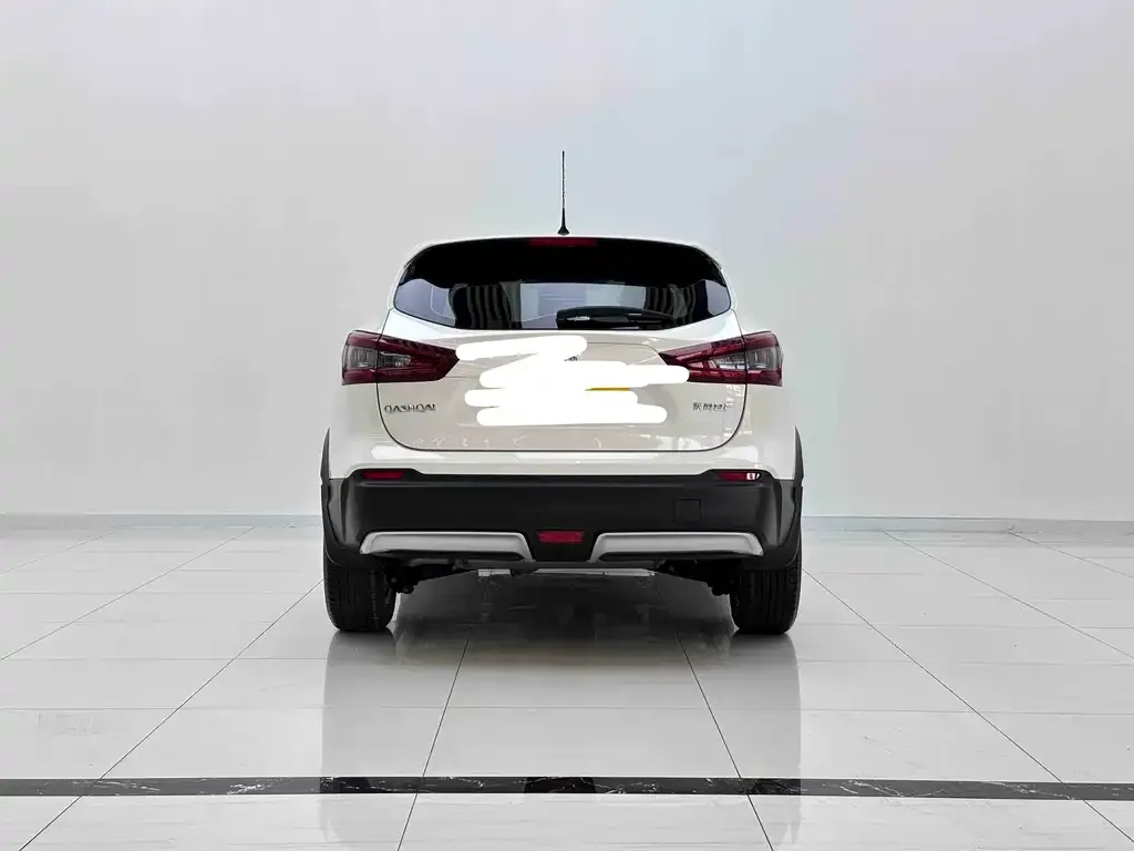 Nissan Qashqai — фото 4
