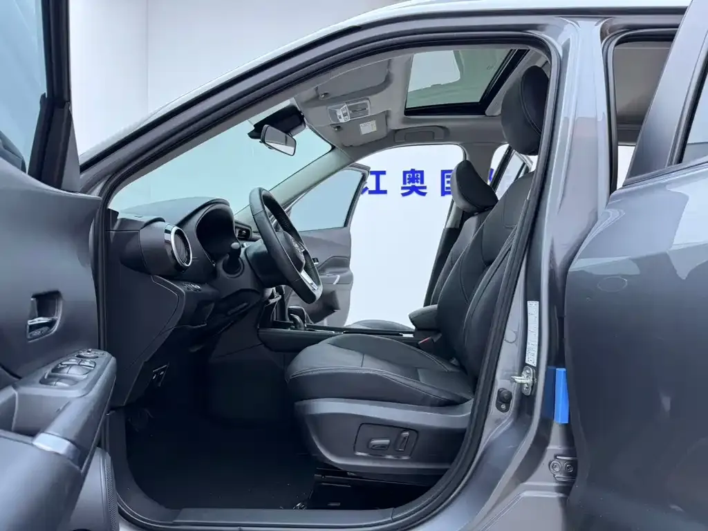 Nissan Kicks — фото 4