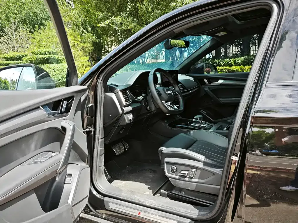 Audi Q5L 2024 из CN, фото 3