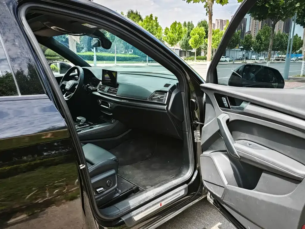 Audi Q5L 2024 из CN, фото 8