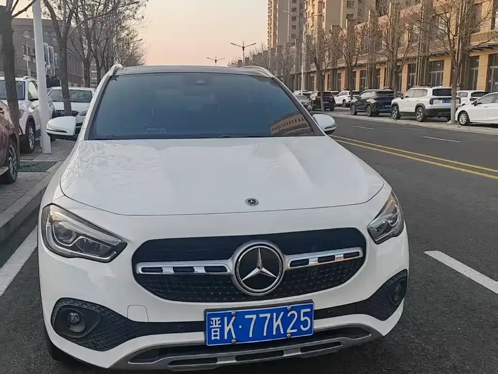Mercedes-Benz GLA — фото 7