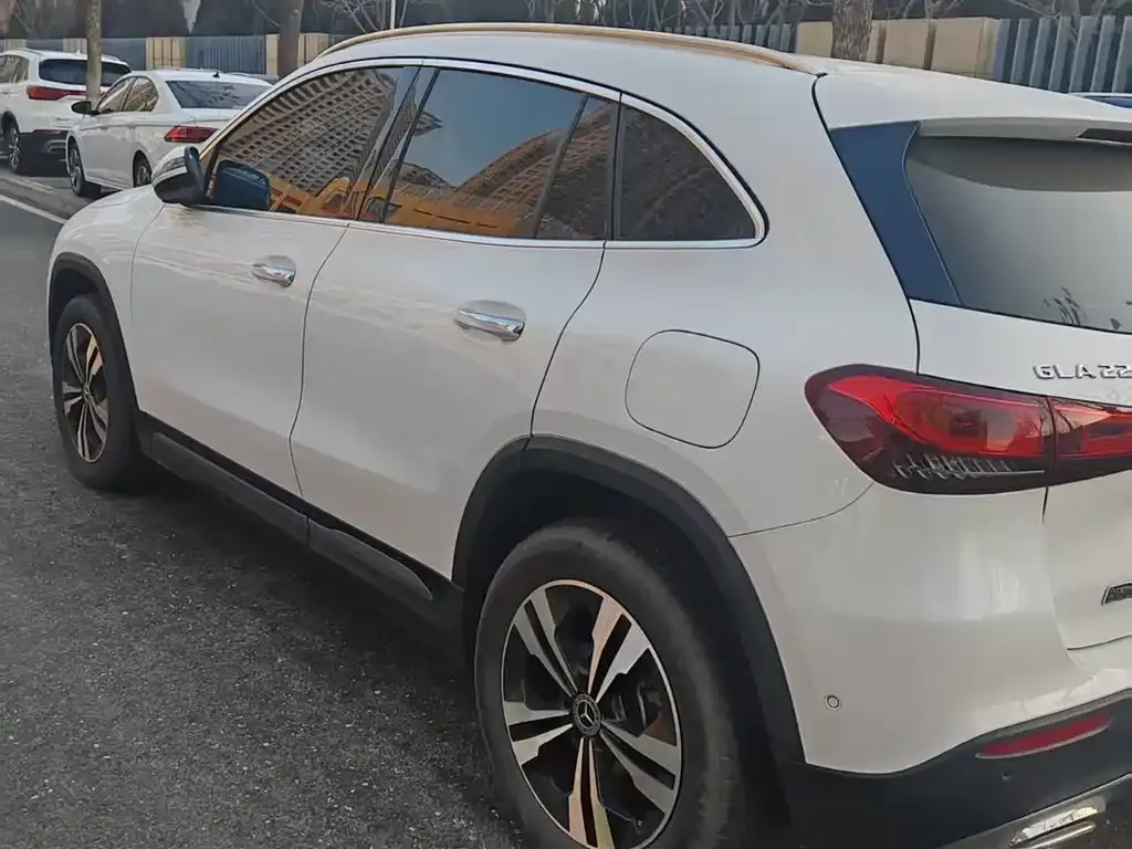Mercedes-Benz GLA — фото 5