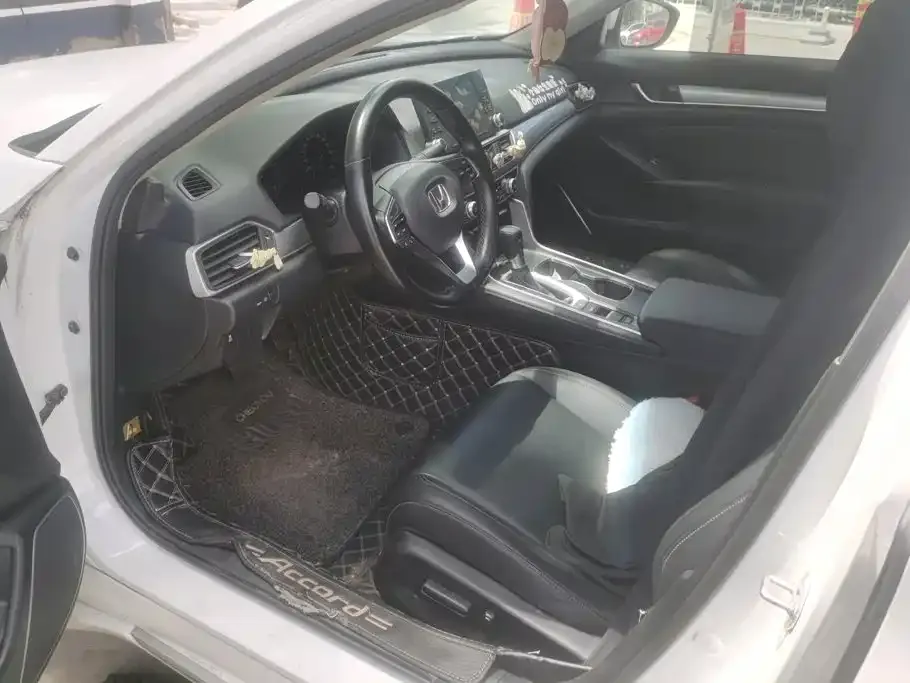 Honda Accord — фото 2