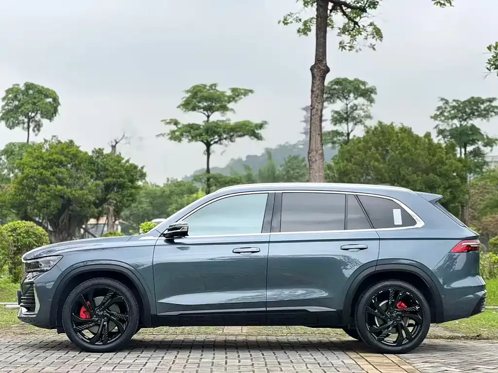 Geely Xingyue L — фото 10