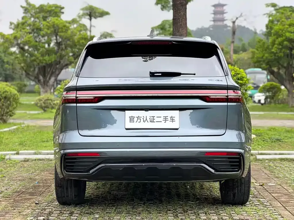 Geely Xingyue L — фото 9