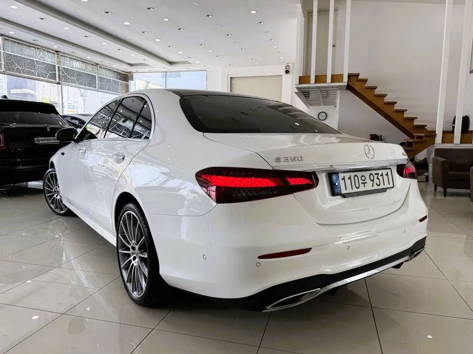 Mercedes-Benz E-Class 2022 из KR, фото 2