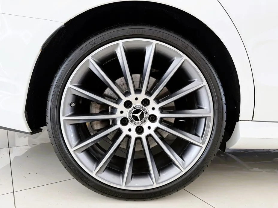 Mercedes-Benz E-Class 2022 из KR, фото 3