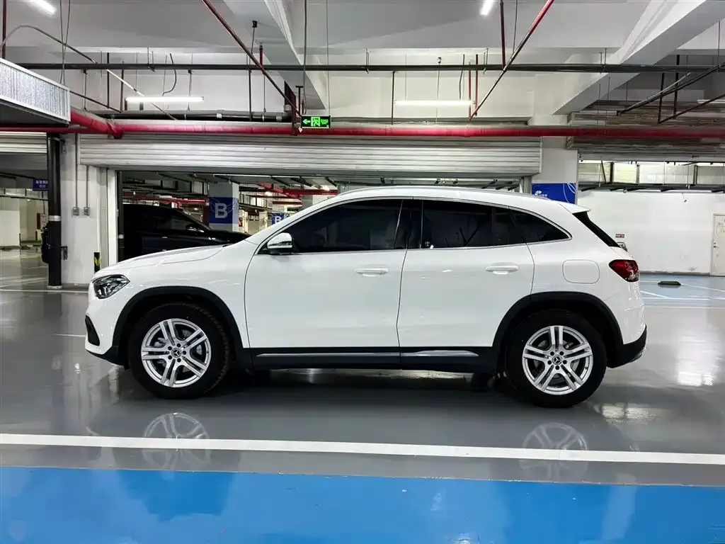 Mercedes-Benz GLA — фото 8