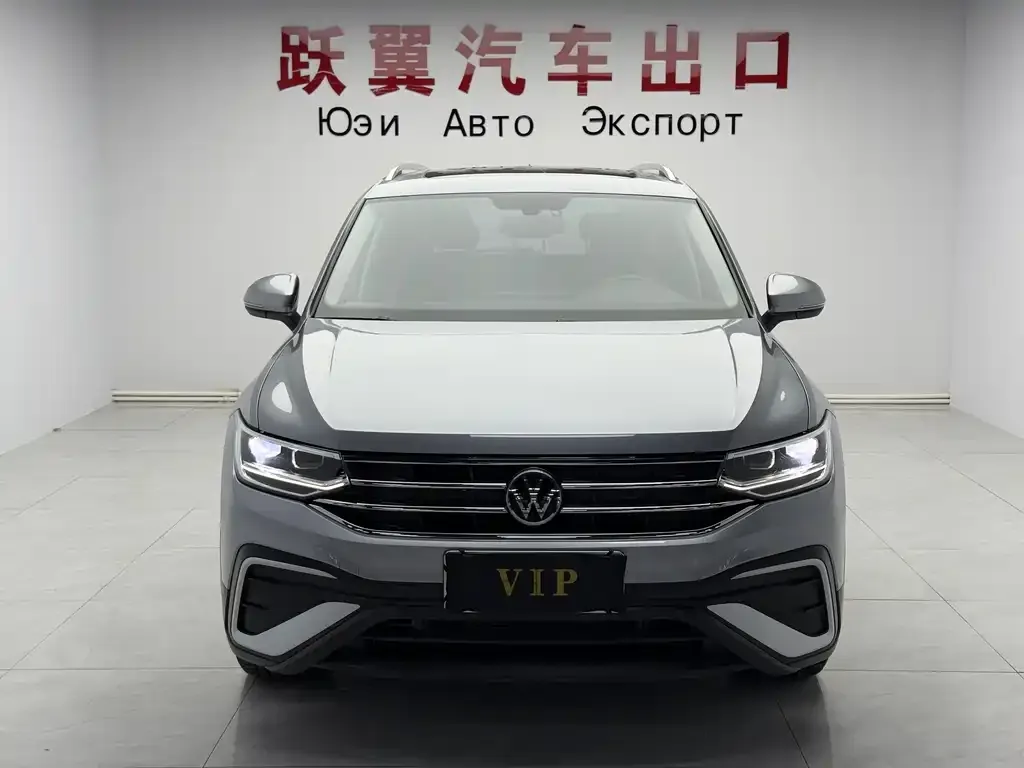 Volkswagen Tiguan L — фото 5