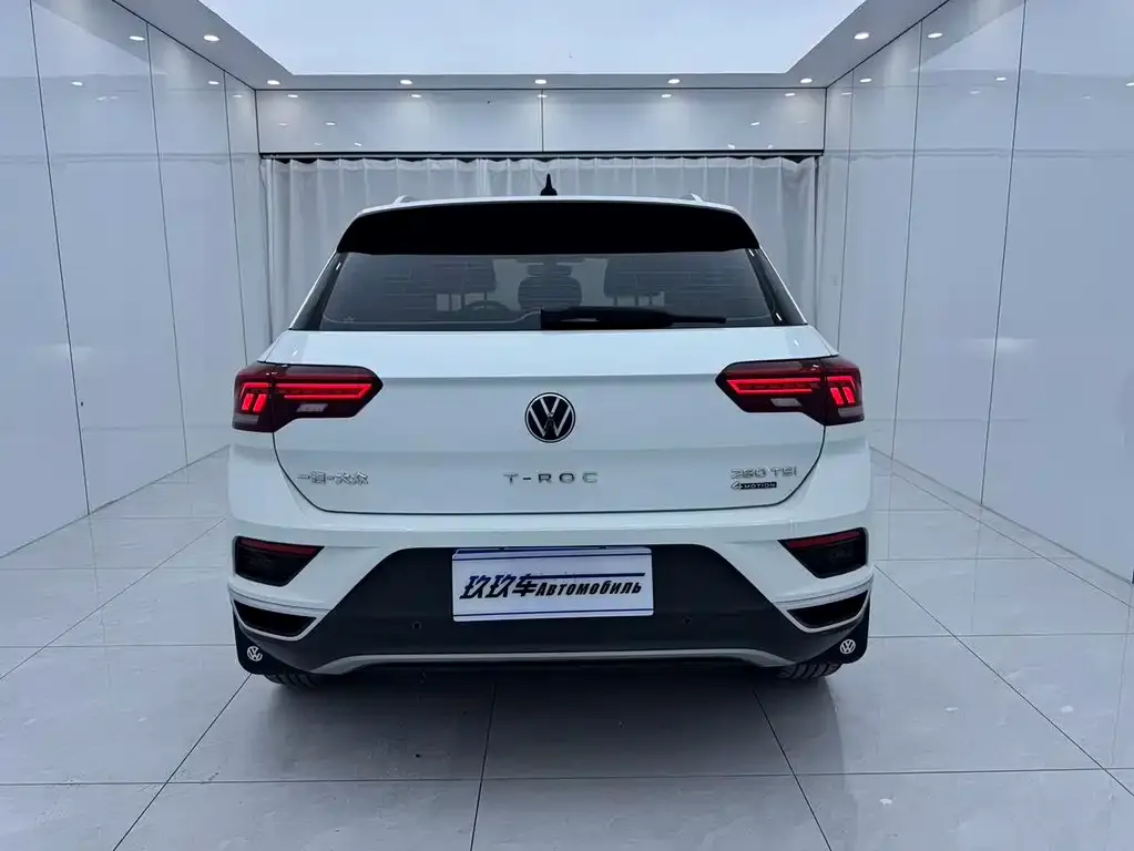 Volkswagen T-Roc — фото 2