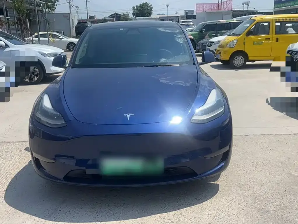 Tesla Model Y — фото 7