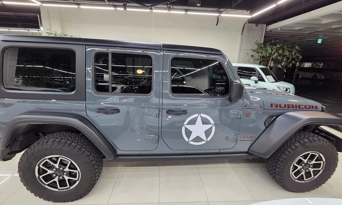 Jeep Wrangler — фото 2