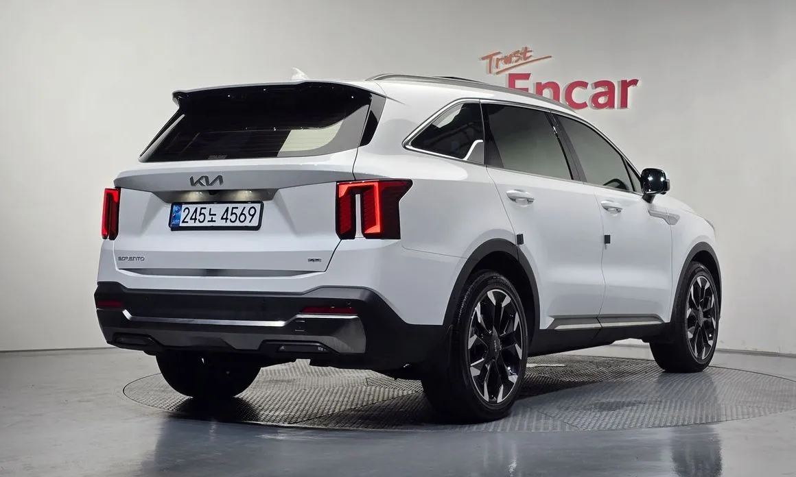 Kia Sorento — фото 3