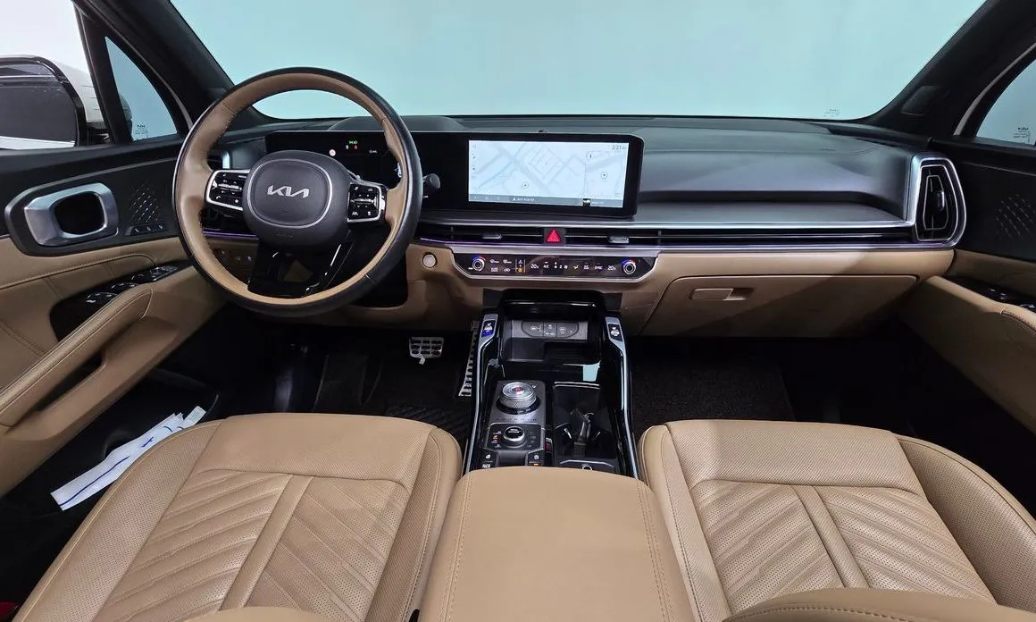 Kia Sorento — фото 8