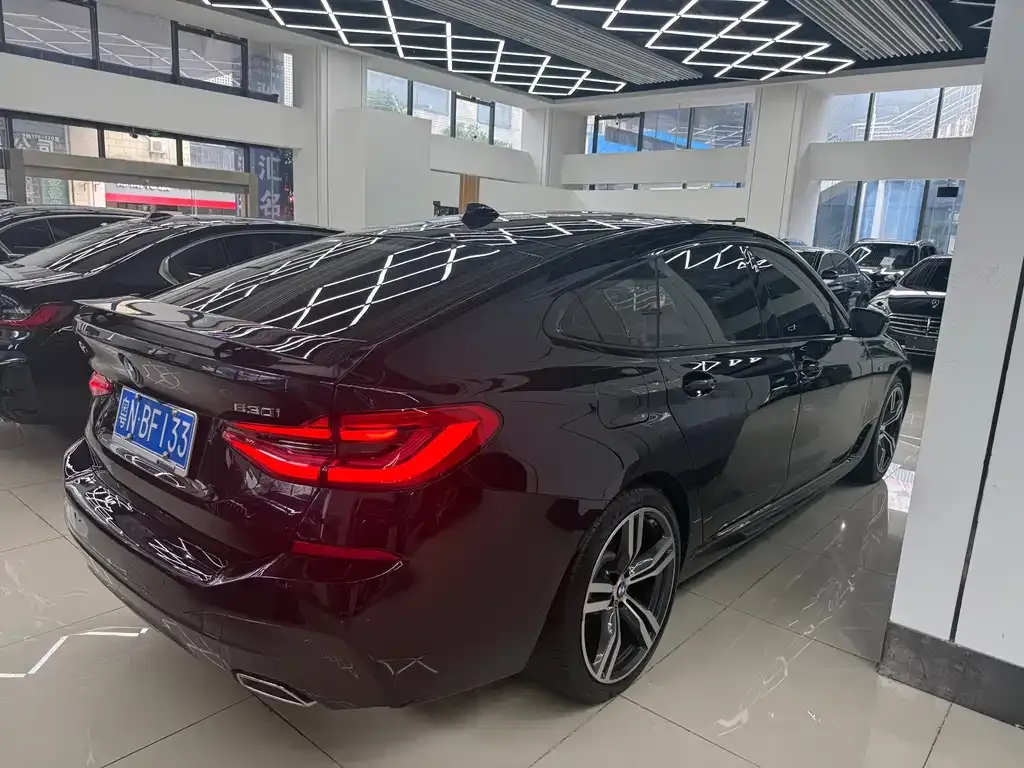 BMW 6 Series GT — фото 10