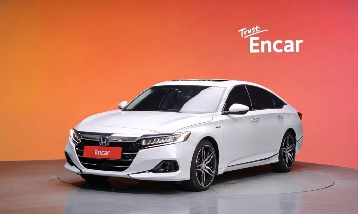 Honda Accord — фото 1