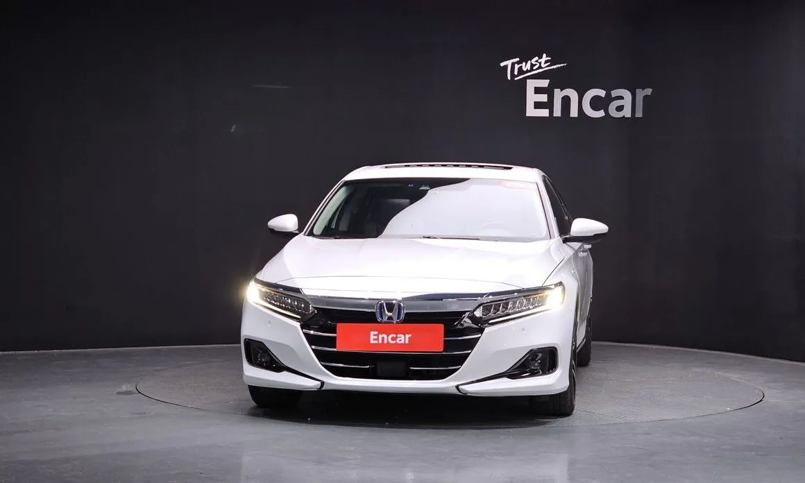 Honda Accord — фото 7