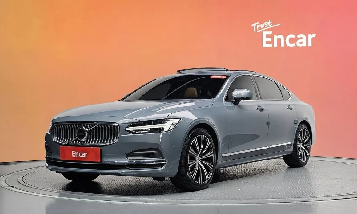 Volvo S90 — фото 1