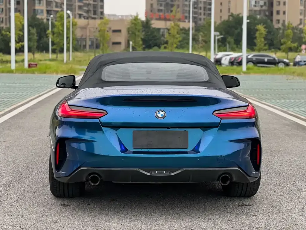 BMW Z4 — фото 4
