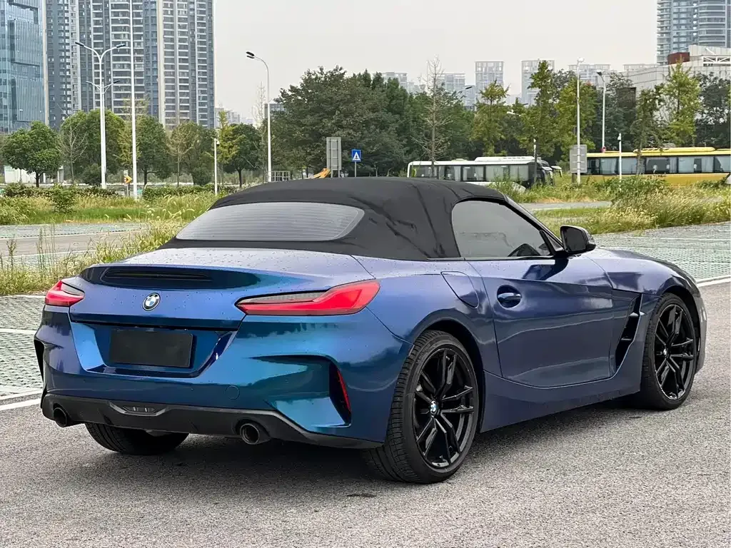 BMW Z4 — фото 7
