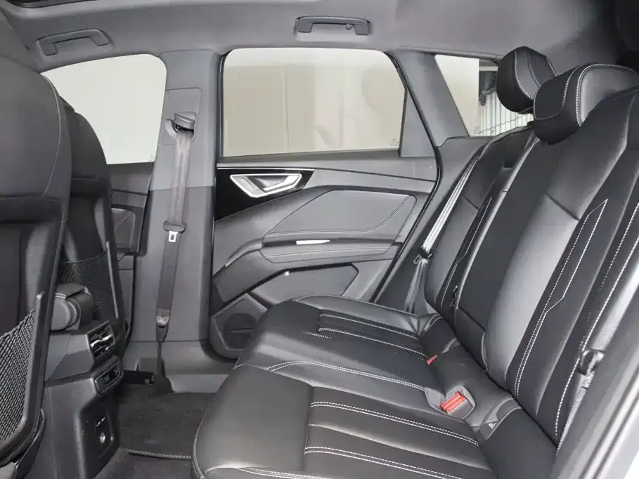 Audi Q4 e-tron 2025 из CN, фото 10