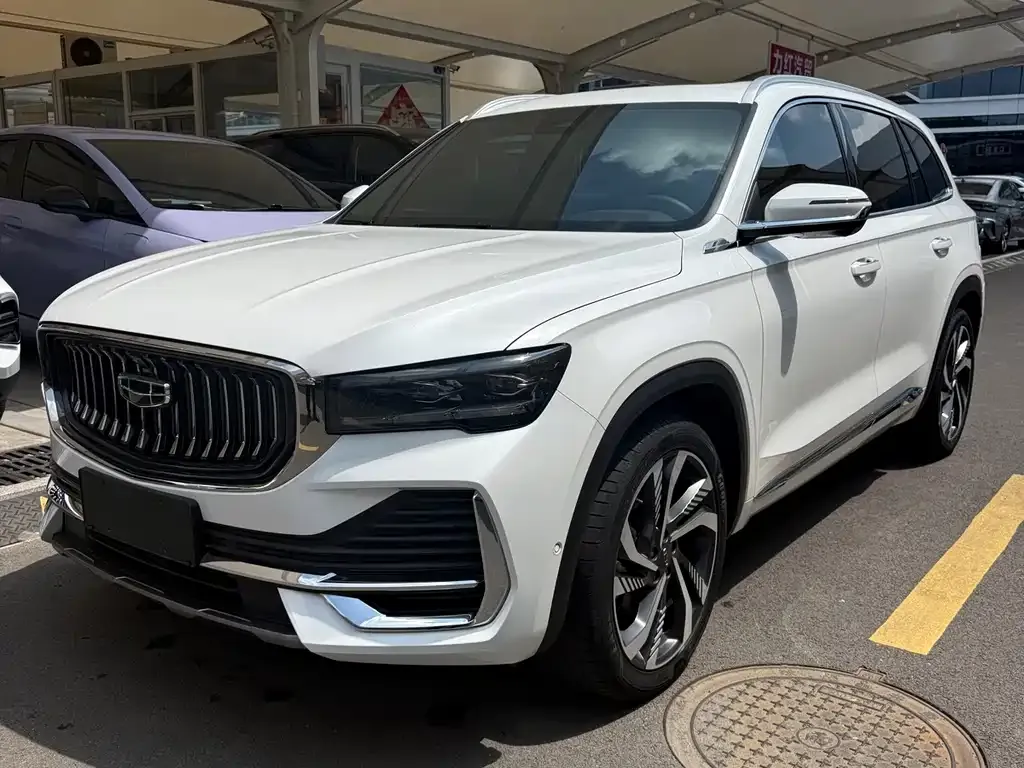 Geely Xingyue L — фото 1