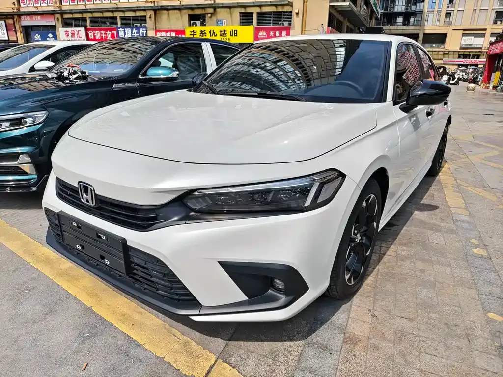 Honda Civic — фото 1