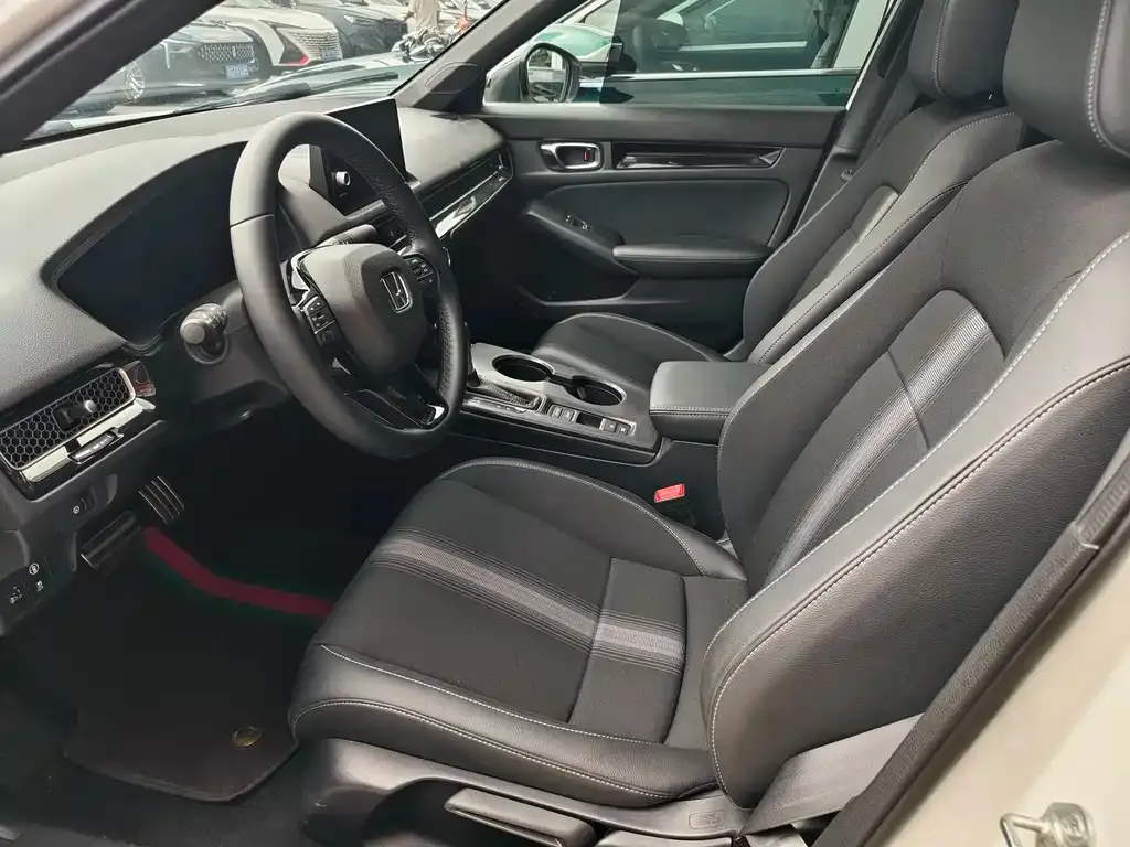 Honda Civic — фото 10