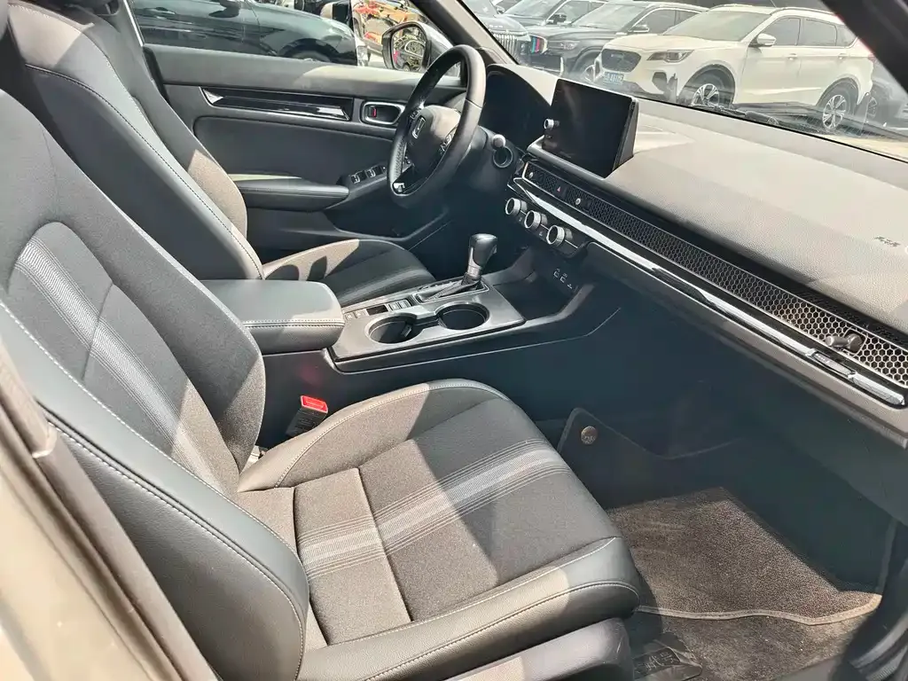 Honda Civic — фото 4