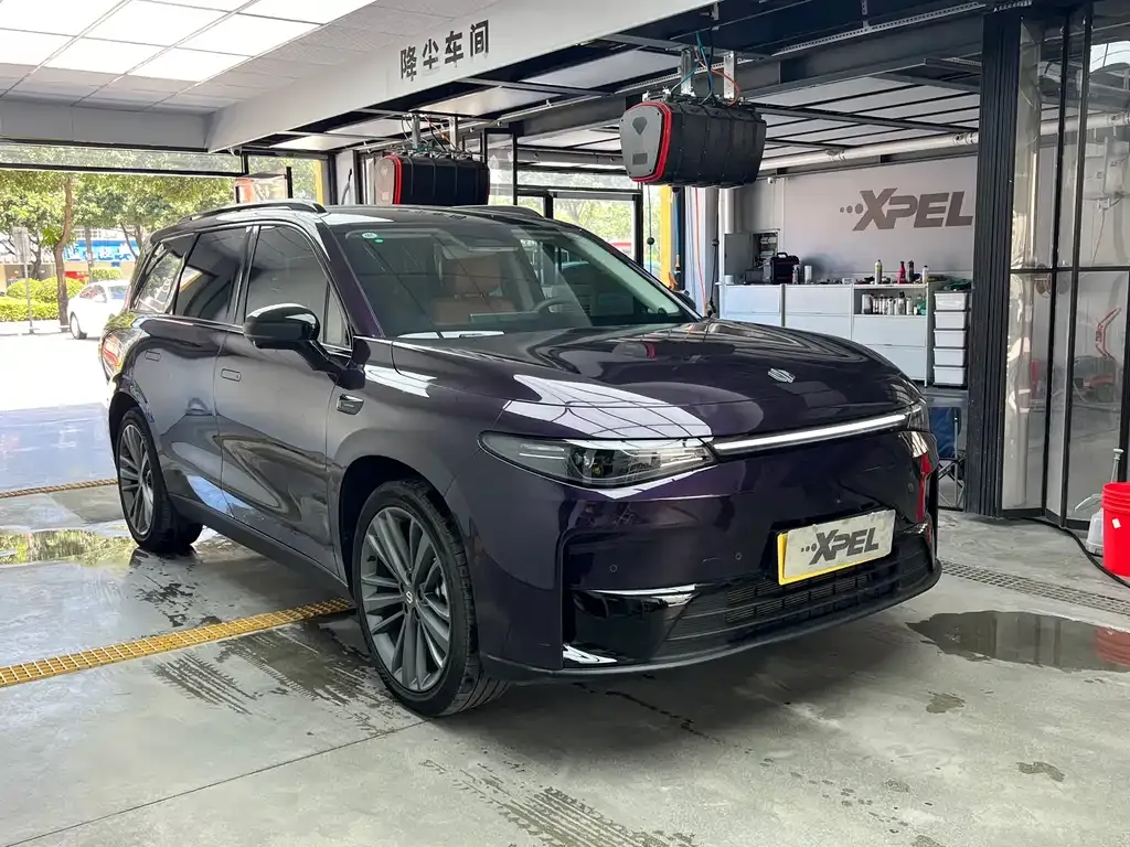 Leapmotor C16