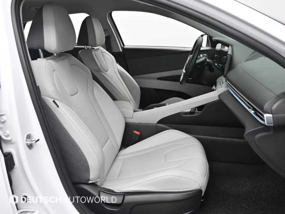 Hyundai AVANTE — фото 2
