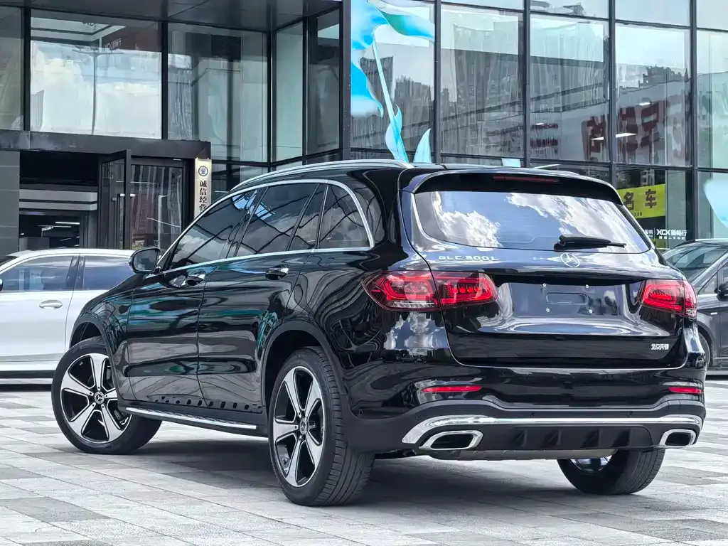 Mercedes-Benz GLC — фото 9