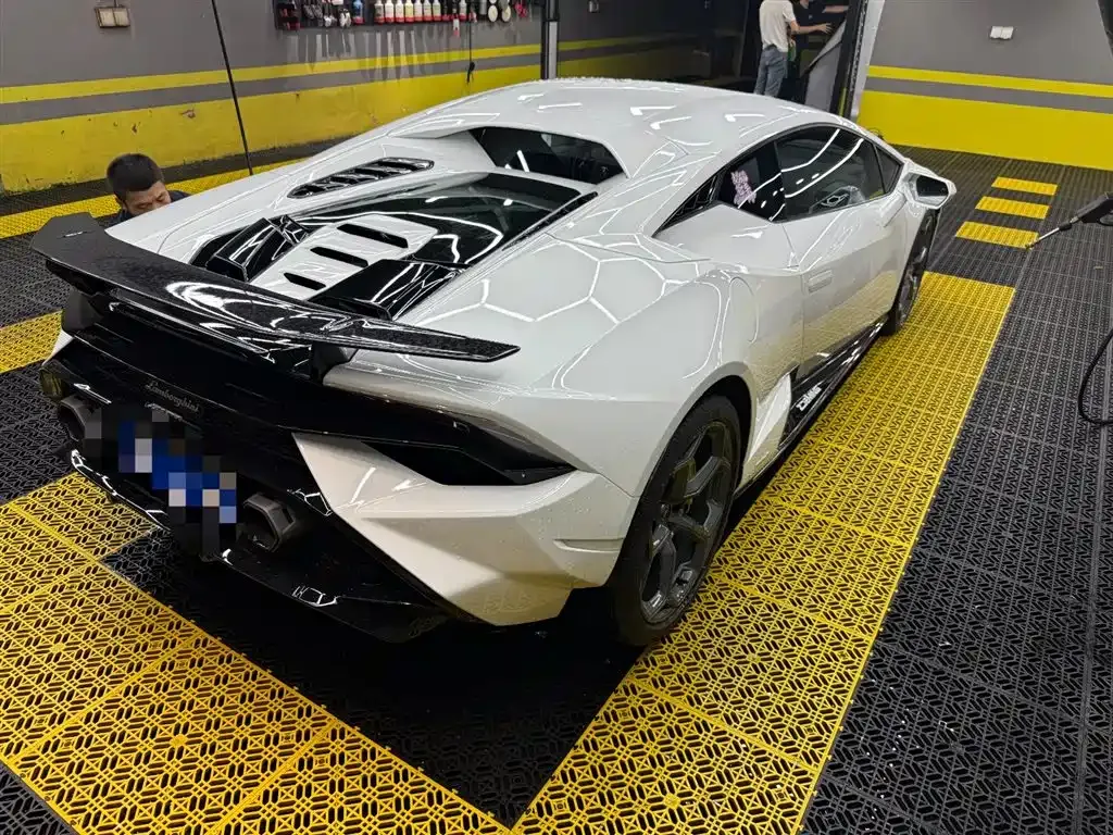 Lamborghini Huracan — фото 8