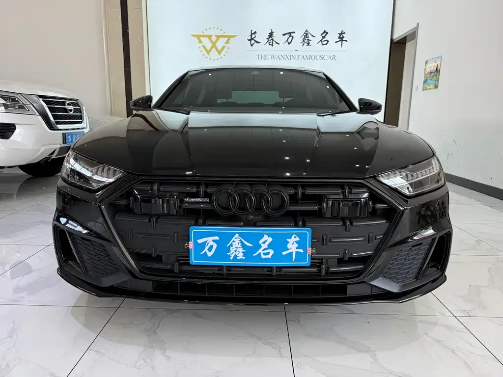 Audi A7L — фото 5
