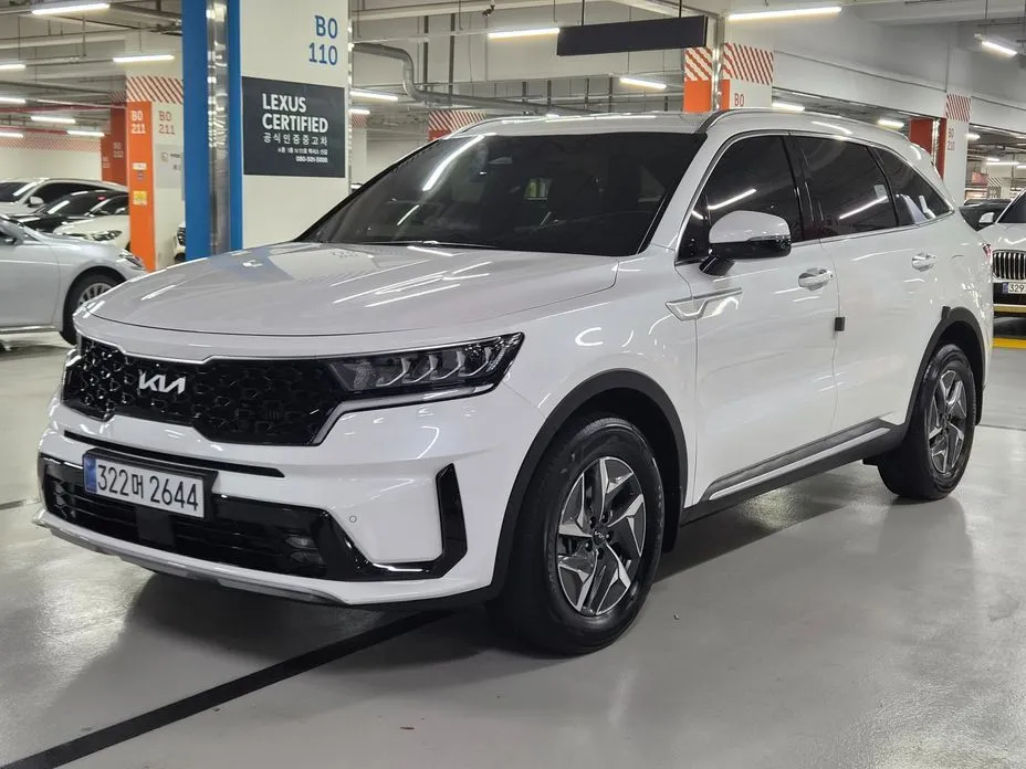 Kia Sorento — фото 1