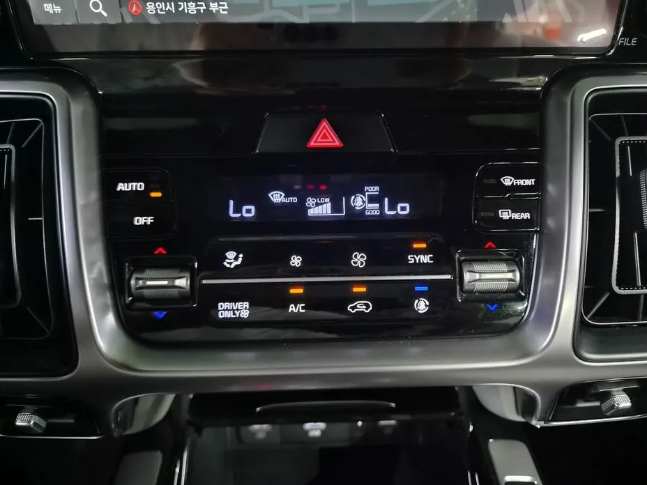 Kia Sorento — фото 10