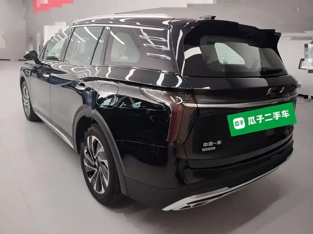 Hongqi HS7 PHEV — фото 8