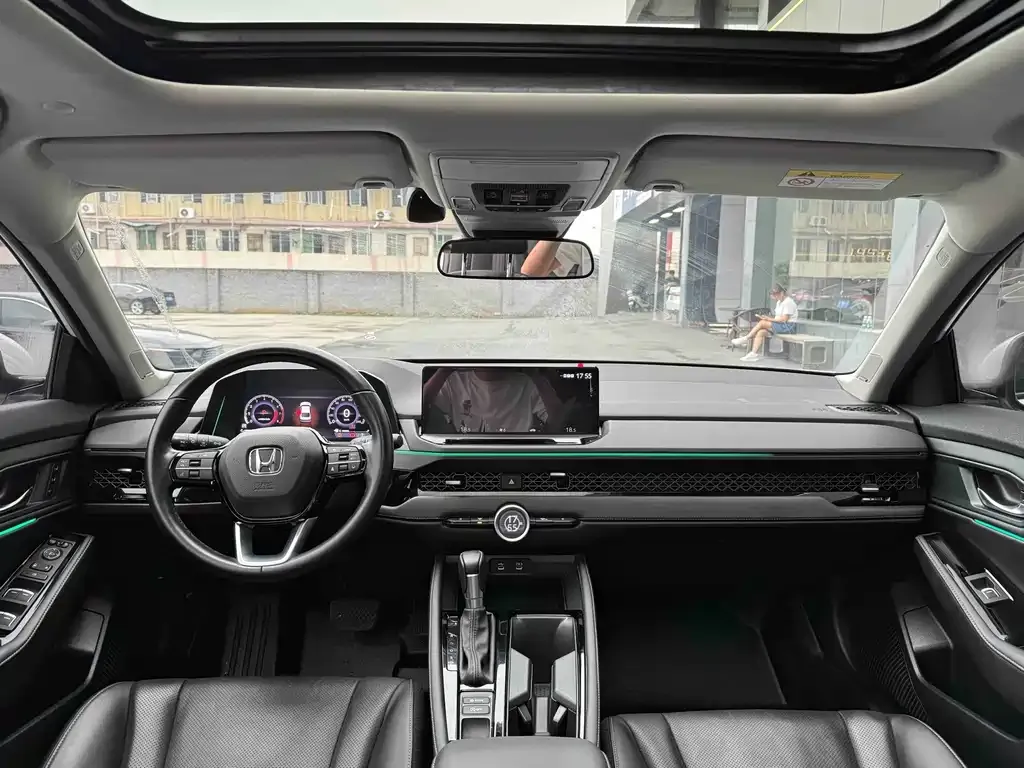 Honda Accord — фото 5
