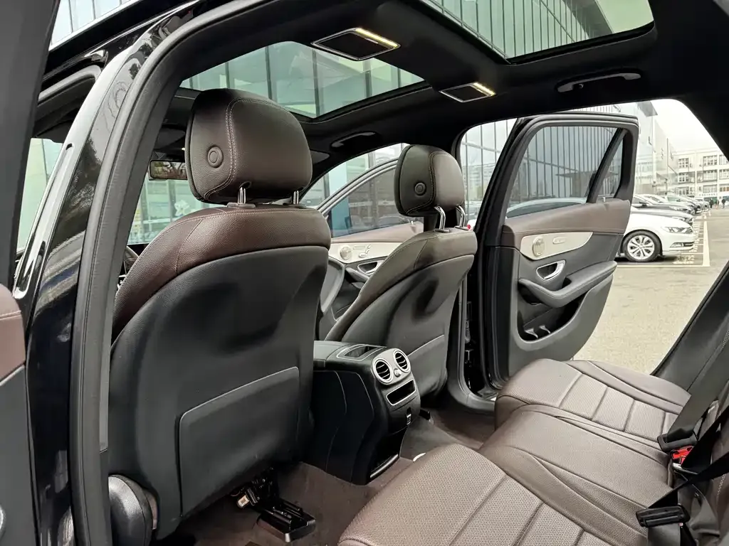 Mercedes-Benz GLC 2021 из CN, фото 10